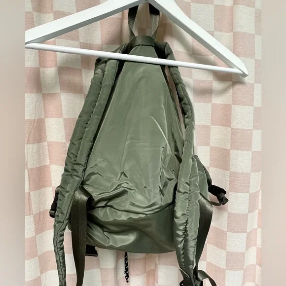 NWOT Free People The Adventurer Pack - Picture 9 of 9